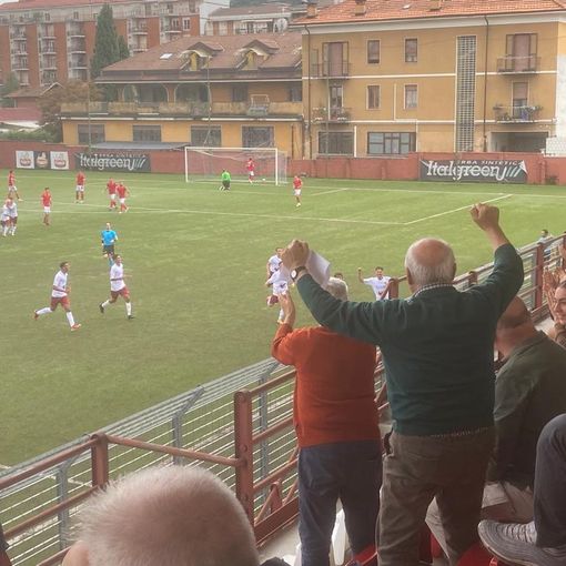Il Varese davanti fa il solletico: il baby Borgosesia corre e vince (1-0)