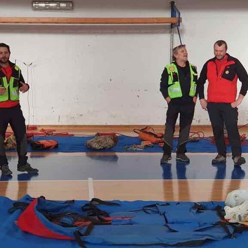 Al Falcone di Gallarate una lezione con il Soccorso Alpino