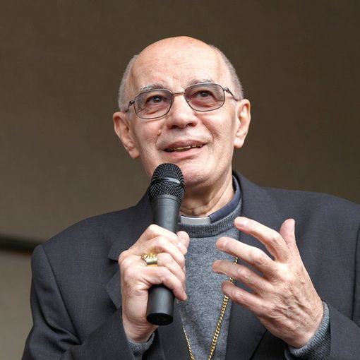 «Monsignor Luigi Stucchi è stato un discepolo, e ci dice che una cosa sola è importante: essere discepoli di Gesù»