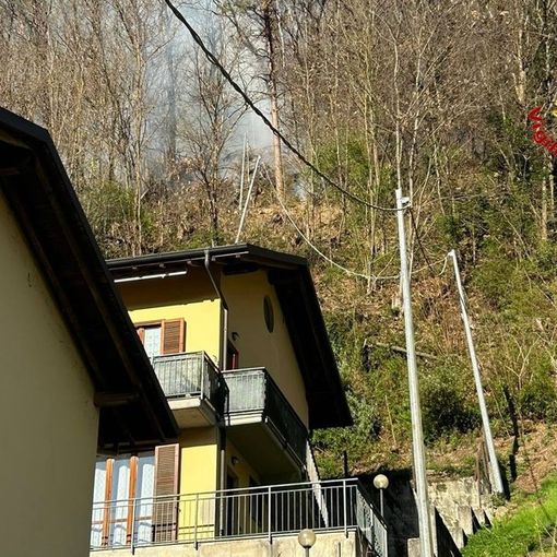 Incendio Montegrino. Notte tranquilla, riprese in mattinata le operazioni di bonifica