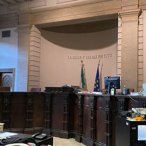Presunta corruzione in Comune a Induno Olona: si torna in aula