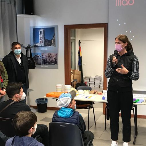 VIDEO. I bambini delle scuole varesine astronauti per un giorno con Italia Brilla