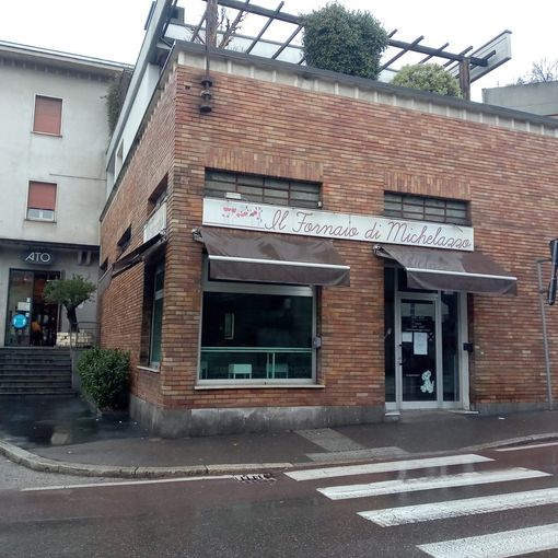 Il panificio di Casbeno chiude i battenti dopo 20 anni: «Grazie ai nostri clienti, rimarrete nei nostri cuori»