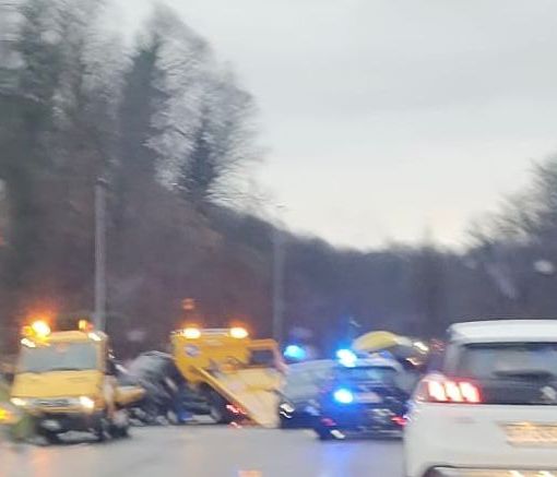 Incidente sulla strada dei frontalieri: lunghe le code