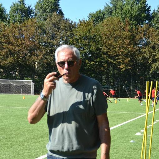 Davide Raineri con la sua inseparabile pipa (foto Ezio Macchi)