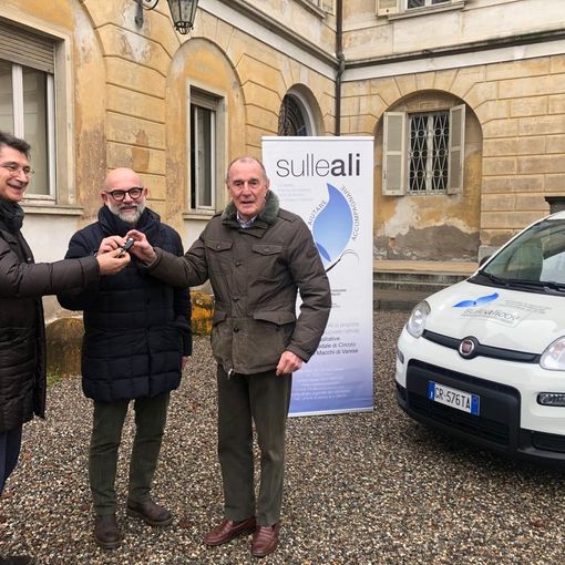 Sulle Ali dona un'auto ad ASST Sette Laghi e inaugura i nuovi arredi del suo reparto