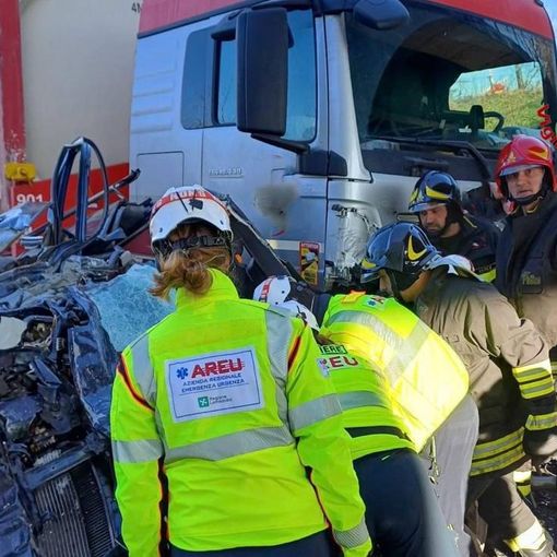 FOTO Lonate Pozzolo, incidente sulla statale 336 diramazione: elisoccorso in volo, grave un uomo