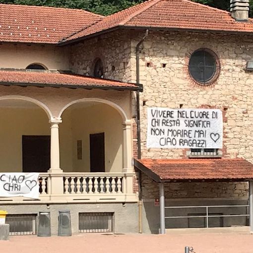 L'oratorio di Brenno Useria, dove ieri sera si è celebrato il Santo Rosario per Christian