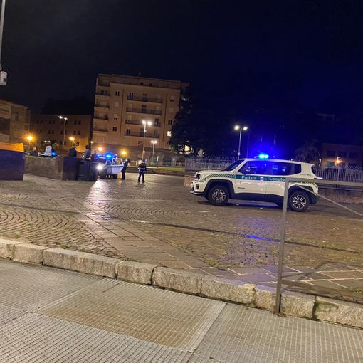 Nuova ordinanza antialcol in piazza Repubblica. Divieto attivo 24 ore su 24