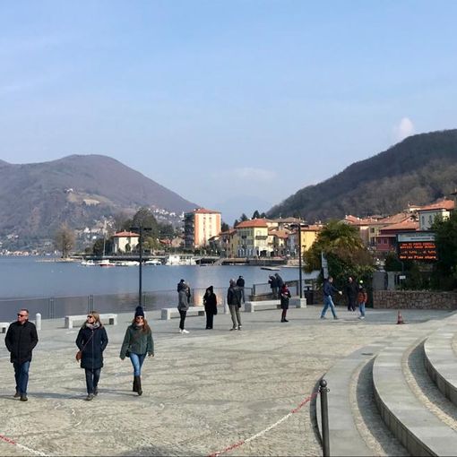 Il lungolago di Porto Ceresio