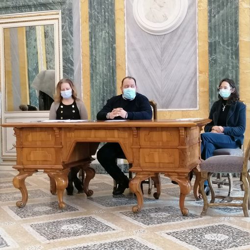 «Fateci tornare a scuola»: studenti, genitori e sindaco di Casciago uniti in una lettera che verrà portata in Regione