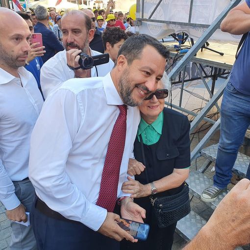 Salvini da Gallarate: «Matteo Bianchi è la scelta migliore ed è un esempio perché mette la comunità anche davanti a Roma»