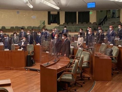 Tragedia sul Mottarone, silenzio in Regione e percorso del Giro modificato «per evitare curiosi e morbosità»