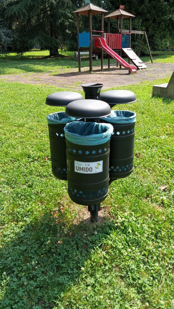 L'associazione Artemide dona un defibrillatore alla Prefettura di Varese L'associazione Artemide dona un defibrillatore alla Prefettura di Varese