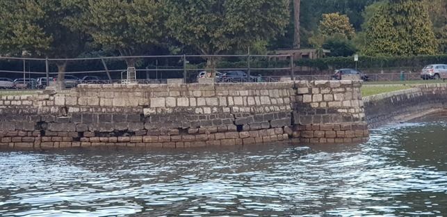 Il lungolago di Cerro a Laveno
