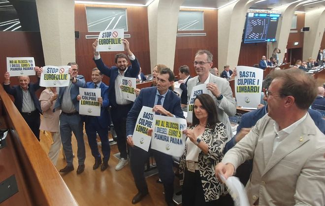 Il Consiglio regionale contro il blocco dei diesel Euro 5: «Colpirebbe 522mila lombardi»