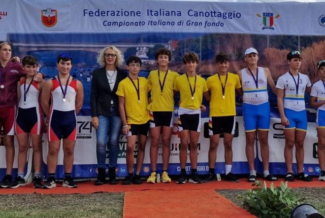 Grande trasferta a Pisa per la Canottieri Monate Grande trasferta a Pisa per la Canottieri Monate