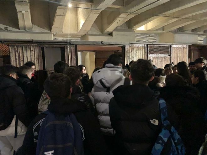 Studenti della terza media della Don Milani in visita al Binario 21