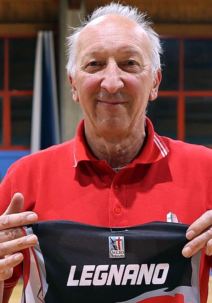 VIDEOINTERVISTA. Edoardo Fossati e i valori positivi nel basket: «Rispetto e amicizia sono importanti, i più piccoli imparano in fretta»