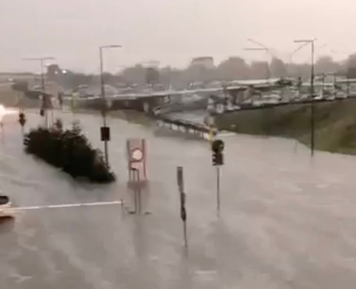 Gli allagamenti di ieri sera a Malpensa