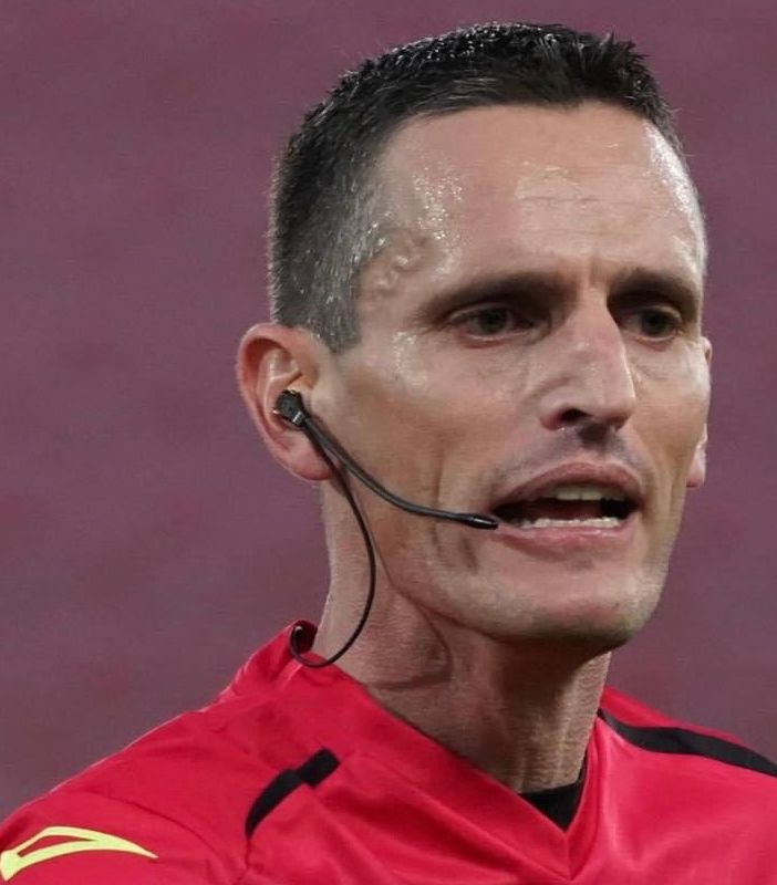L'arbitro varesino Daniele Minelli