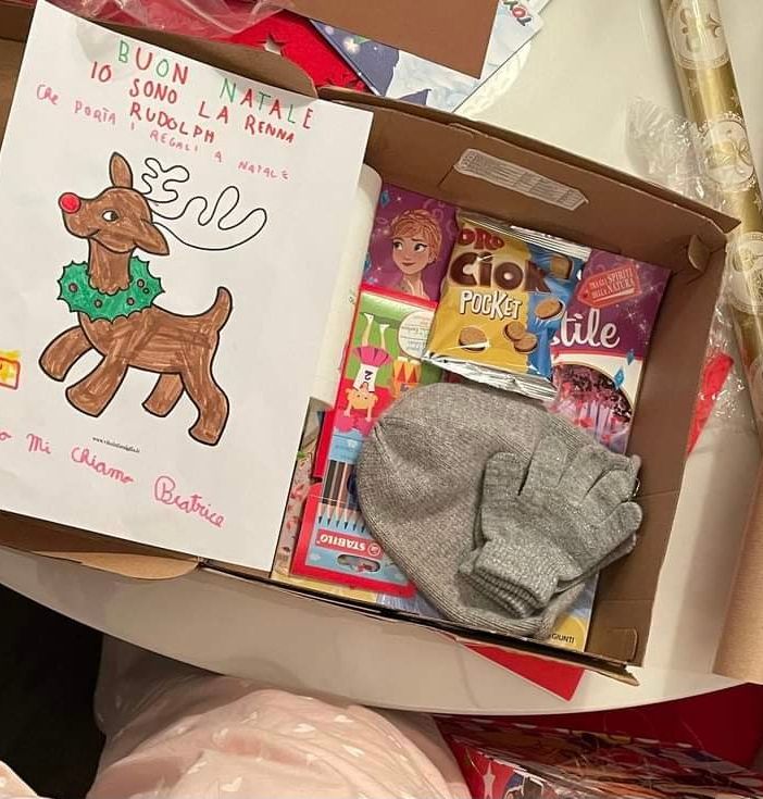 Scatole di Natale, il cuore di Gallarate batte di solidarietà