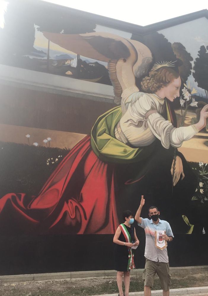 L'inaugurazione dell'affresco a Lonate Pozzolo