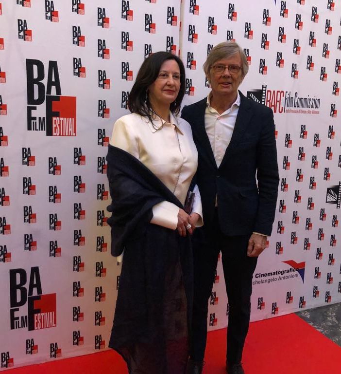 La vicesindaco Maffioli con il regista August