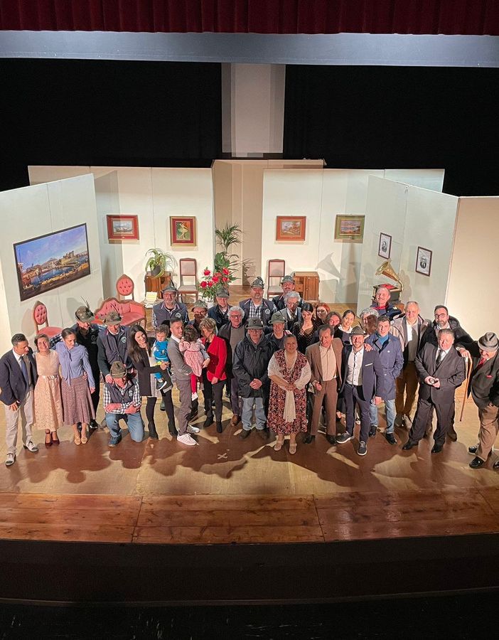 Tutti sul palco per Selene: «Un successo e così riusciremo ad aiutarla»