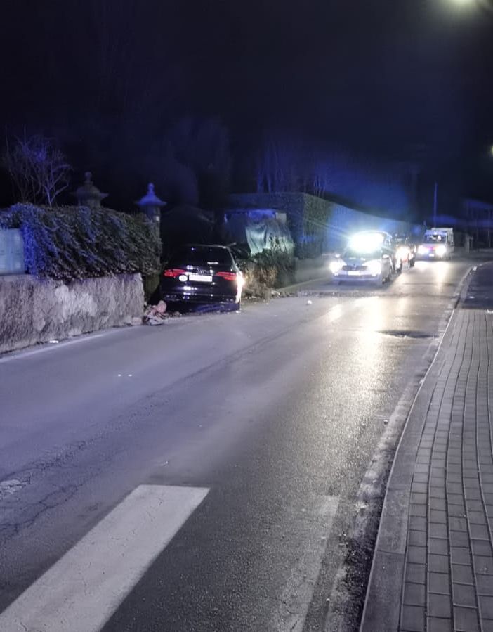 Schianto nella notte ad Arcisate: ferite quattro persone