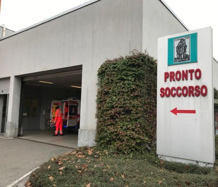 Incidente stradale in via Gasparotto: soccorse quattro persone