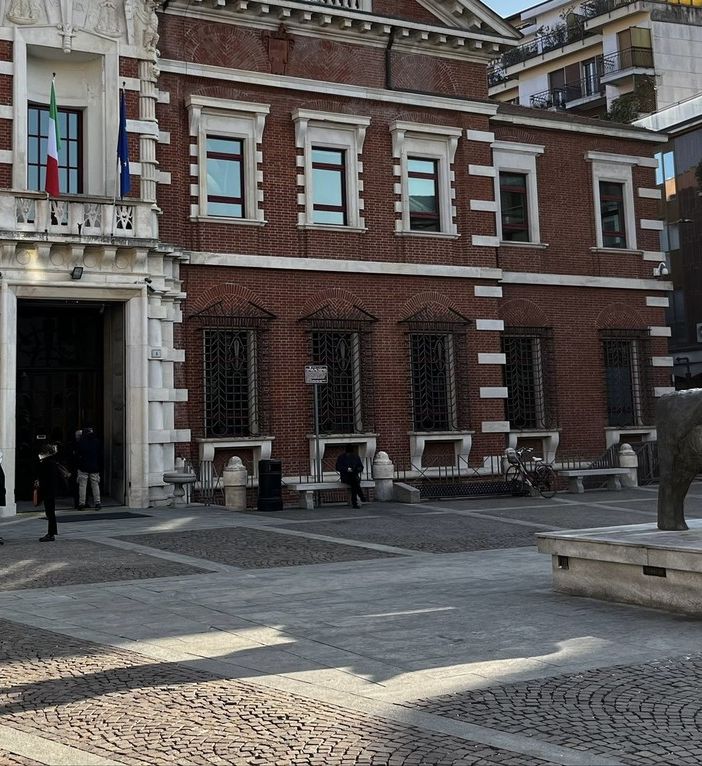 Cittiglio, tentato omicidio con l'ammoniaca. A luglio il processo