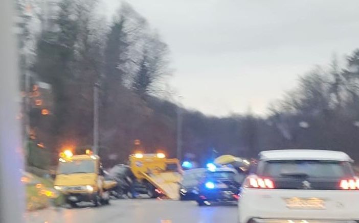 Incidente sulla strada dei frontalieri: lunghe le code