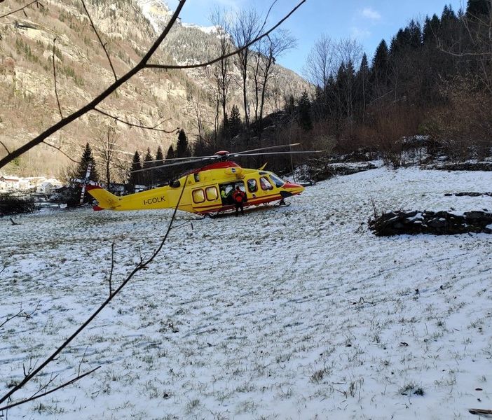 VIDEO. Cacciatore cade e si rompe il femore, intervento dell'eliambulanza