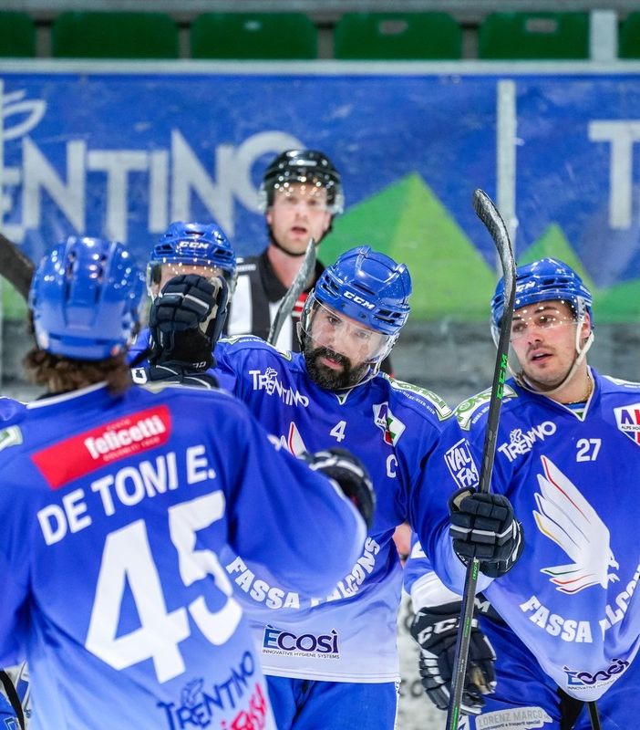 Foto tratta dalla pagina Facebook ufficiale Fassa Falcons