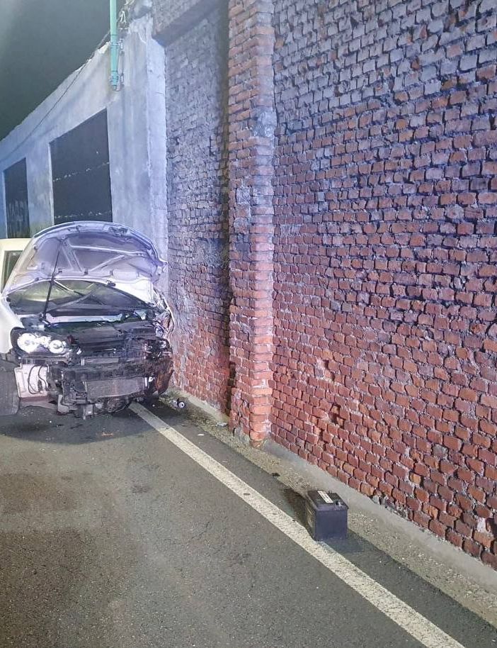Incidente stradale nella notte a Besozzo: muore ragazzo di 21 anni