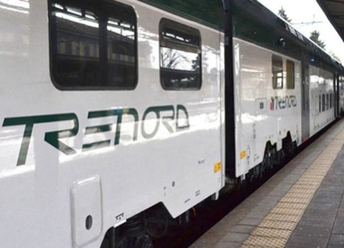 Varese, in treno senza biglietto e deciso a non pagarlo: deve intervenire la polizia