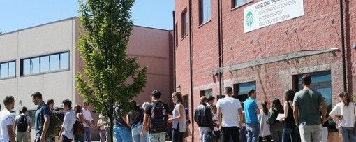 Insubria, test di ammissione alle professioni sanitarie: ecco le soluzioni dei test Insubria, test di ammissione alle professioni sanitarie: ecco le soluzioni dei test