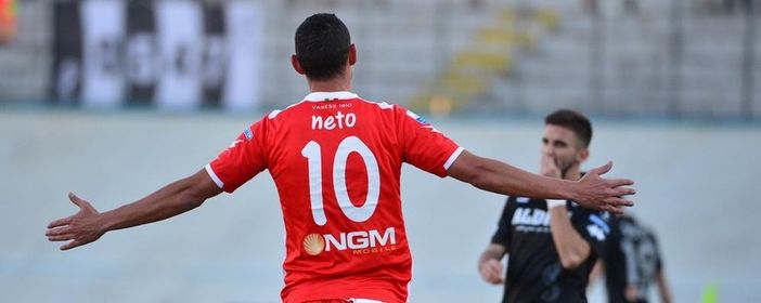 FLASH. Neto vice allenatore del Varese: la bandiera biancorossa torna a casa FLASH. Neto vice allenatore del Varese: la bandiera biancorossa torna a casa