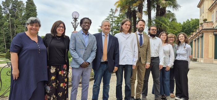 I firmatari dell'accordo questa mattina a Villa Recalcati, sede della Provincia I firmatari dell'accordo questa mattina a Villa Recalcati, sede della Provincia