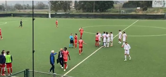 I VOTI Sarà anche colpa dell'arbitro ma con 7 insufficienze su 11 dove va il Varese?