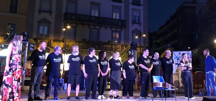 VIDEO E FOTO. Il Didobar fa il pieno conquistando piazza Santa Maria