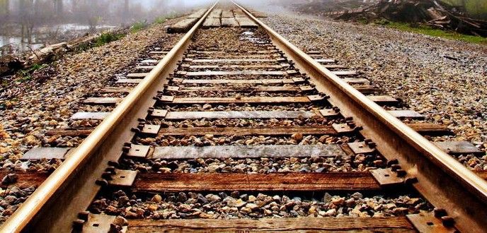 Ispra, rubavano rotaie: due uomini colti sul fatto dalla polizia e arrestati