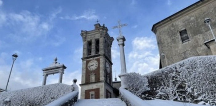 Tornano nubi, pioggia e neve al Sacro Monte. Bertoni: «Fiocchi fino a 400 metri» Tornano nubi, pioggia e neve al Sacro Monte. Bertoni: «Fiocchi fino a 400 metri»