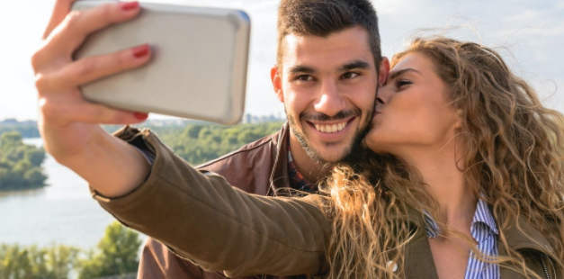 Comunicazione senza problemi: recensioni video chat CooMeet