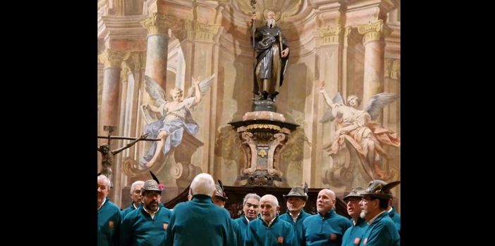 FOTO. Fuori il gelo, dentro il calore della voce e del cuore: il concerto di Natale degli alpini varesini emoziona alla chiesa della Motta FOTO. Fuori il gelo, dentro il calore della voce e del cuore: il concerto di Natale degli alpini varesini emoziona alla chiesa della Motta