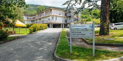 Coronavirus alla Sacra Famiglia di Cocquio: sono 84 gli ospiti positivi Coronavirus alla Sacra Famiglia di Cocquio: sono 84 gli ospiti positivi