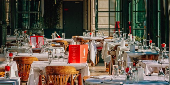 «Regole applicabili o l'80% dei ristoranti non aprirà. Le misure ipotizzate sono prive di logica: il governo ci consulti» «Regole applicabili o l'80% dei ristoranti non aprirà. Le misure ipotizzate sono prive di logica: il governo ci consulti»