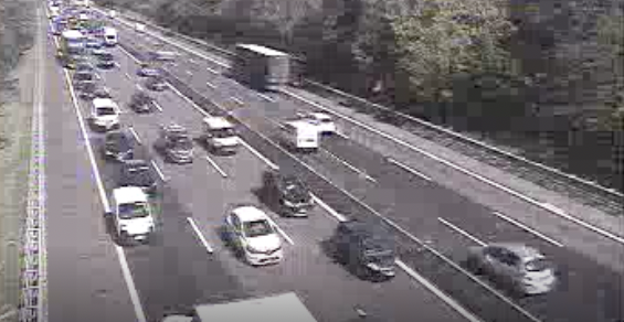 Ancora una mattinata di incidenti: doppio schianto in Autolaghi, investito ragazzo di 19 anni in bici a Besnate Ancora una mattinata di incidenti: doppio schianto in Autolaghi, investito ragazzo di 19 anni in bici a Besnate