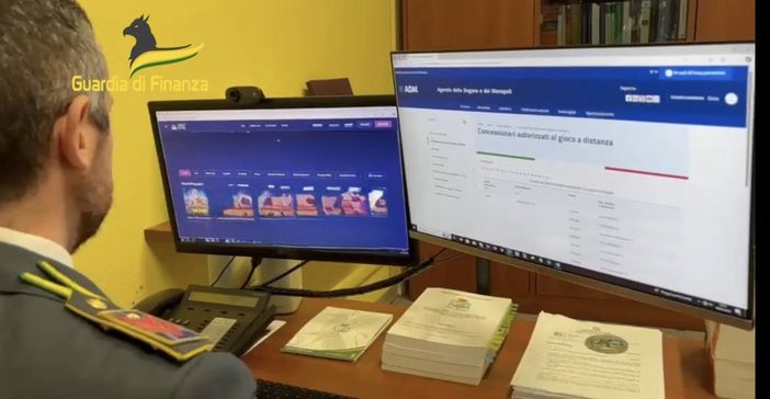 Cinquanta siti di scommesse online non autorizzati oscurati dalla Guardia di Finanza di Varese, evasi canoni per 350 milioni